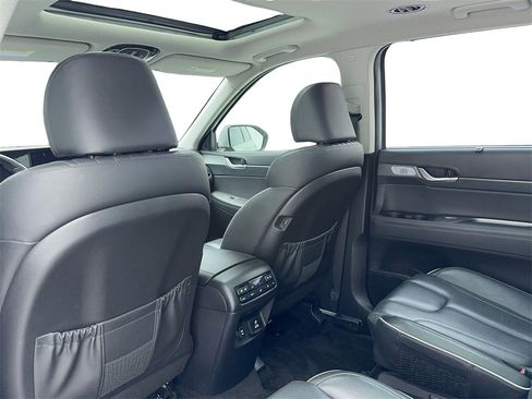 Used 2023 Hyundai Palisade Limited image 44