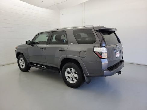 Used 2017 Toyota 4Runner SR5 Premium RWD image 7