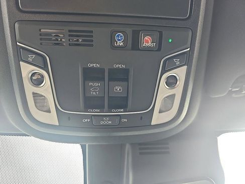 Used 2021 Honda Pilot Black Edition image 29