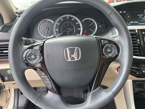 Used 2017 Honda Accord EX-L image 18