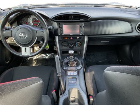 Used 2015 Scion FR-S RWD image 10