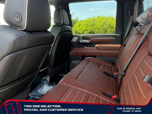 New 2026 GMC Sierra 2500 Denali Ultimate AWD/4WD image 12