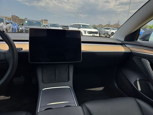 Used 2023 Tesla Model 3 Standard Range RWD image 4