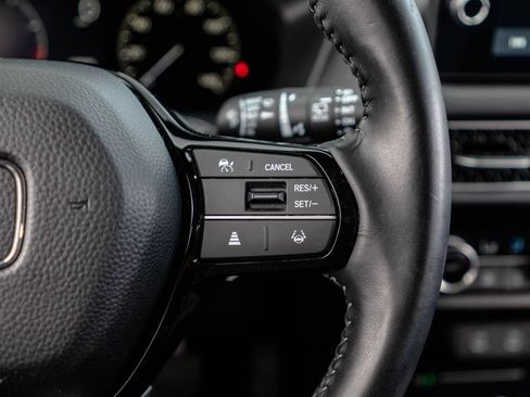 Used 2026 Honda HR-V EX-L image 18
