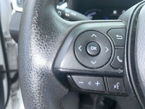 Used 2024 Toyota RAV4 XLE AWD/4WD image 10