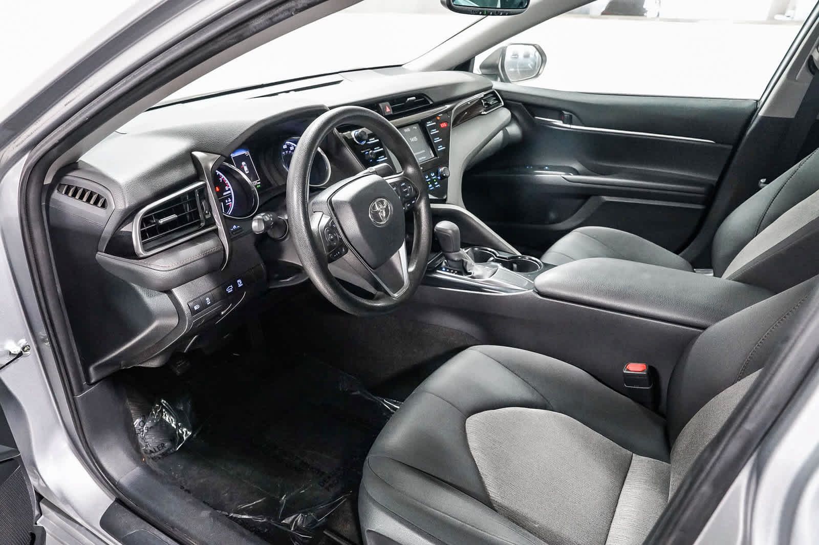 Certified 2020 Toyota Camry LE w/ Convenience Package FWD image 17