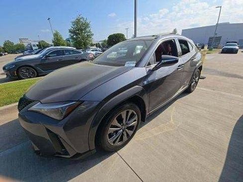 Used 2025 Lexus UX 300h AWD w/ Accessory Package (Z2) image 2