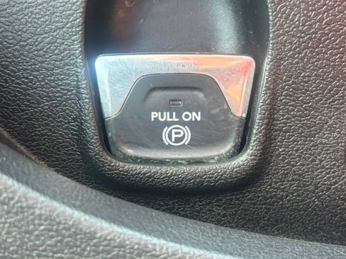 Used 2026 RAM ProMaster 2500 w/ Convenience Group FWD image 8