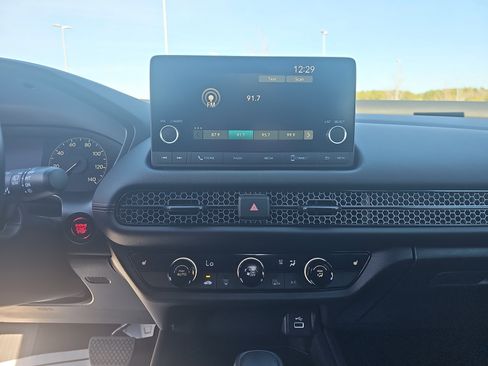Used 2025 Honda HR-V Sport image 23