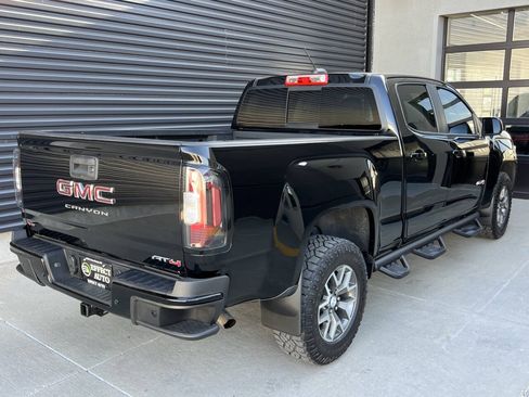 Used 2021 GMC Canyon AT4 w/ Driver Alert Package AWD/4WD image 11