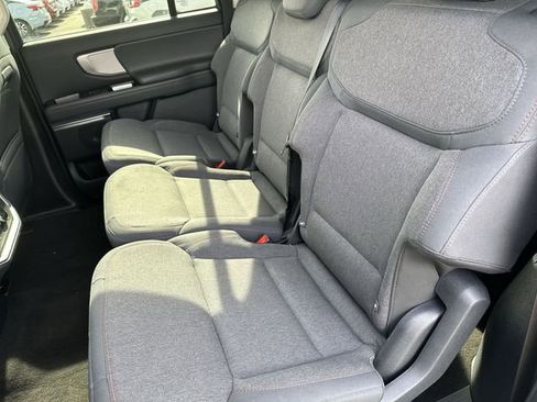 Used 2025 Ford Expedition Max Active AWD/4WD image 26
