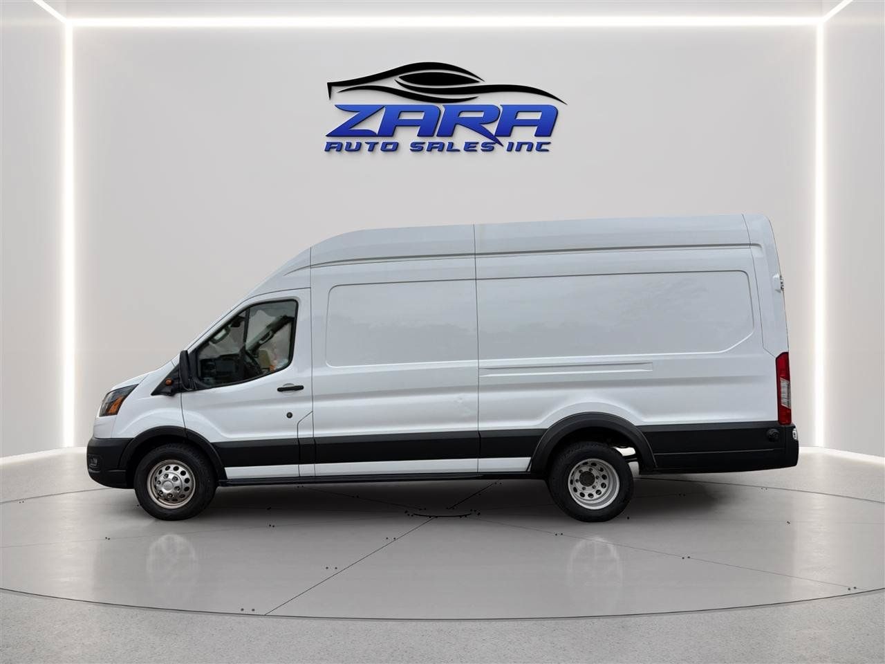Used 2023 Ford Transit 350 148 High Roof DRW AWD w/ Load Area Protection Package image 4