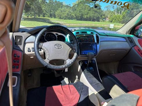 Used 2006 Toyota Highlander Limited FWD image 12
