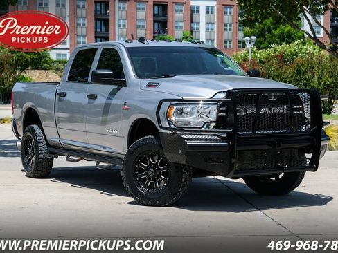 Used 2019 RAM 2500 Tradesman AWD/4WD image 1