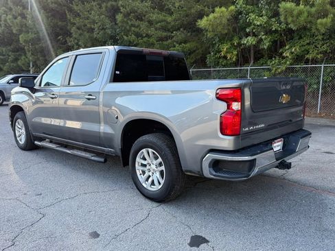 Used 2021 Chevrolet Silverado 1500 LT w/ Convenience Package II RWD image 5