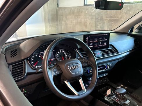 Used 2024 Audi Q5 2.0T Premium w/ Convenience Package AWD/4WD image 4