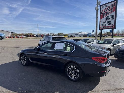 Used 2018 BMW 540i xDrive image 2