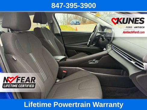 Used 2025 Hyundai Elantra SEL image 16