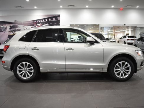 Used 2015 Audi Q5 2.0T Premium Plus w/ Technology Package image 12