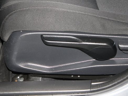 Used 2018 Honda Civic Sport image 12