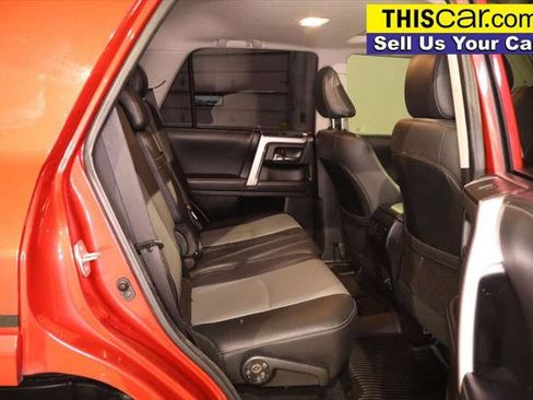 Used 2022 Toyota 4Runner SR5 Premium w/ Moonroof Package image 33