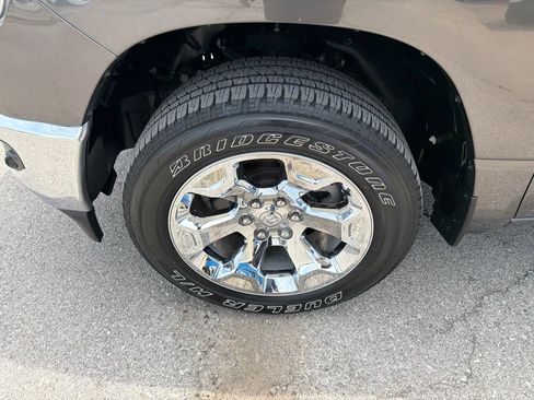 Used 2023 RAM 1500 Big Horn AWD/4WD image 12