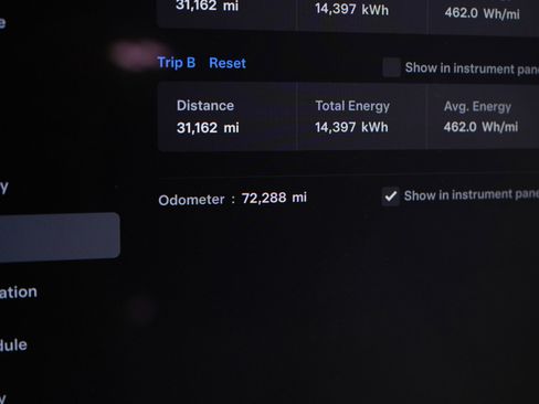 Used 2017 Tesla Model X P100D image 26