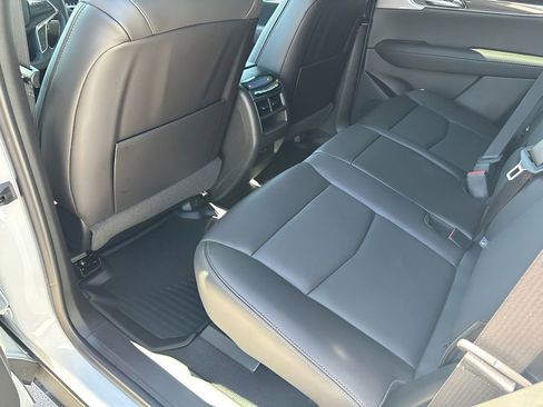 New 2026 Cadillac XT5 Sportv w/ LPO, Onyx Lite Package AWD/4WD image 23