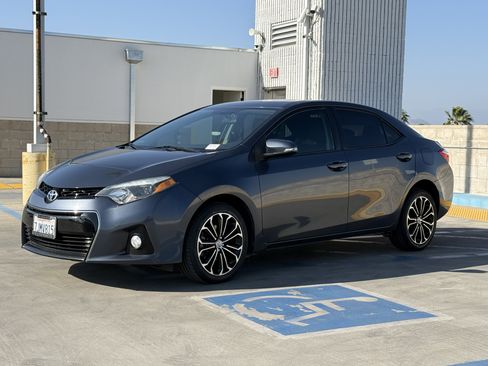 Used 2015 Toyota Corolla S image 7