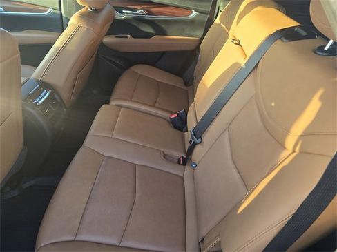 Used 2023 Cadillac XT5 Premium Luxury w/ Technology Package image 11