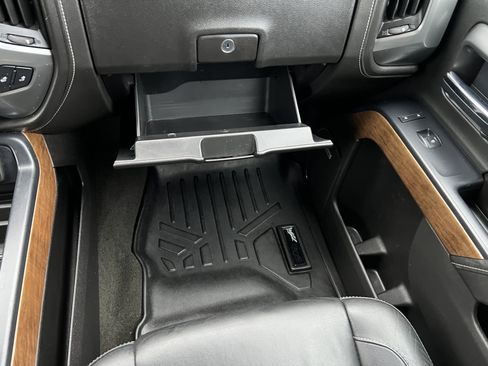 Used 2015 Chevrolet Silverado 1500 LTZ w/ LTZ Plus Package image 32