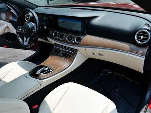 Used 2019 Mercedes-Benz E 300 4MATIC w/ Parking Assistance Package image 23