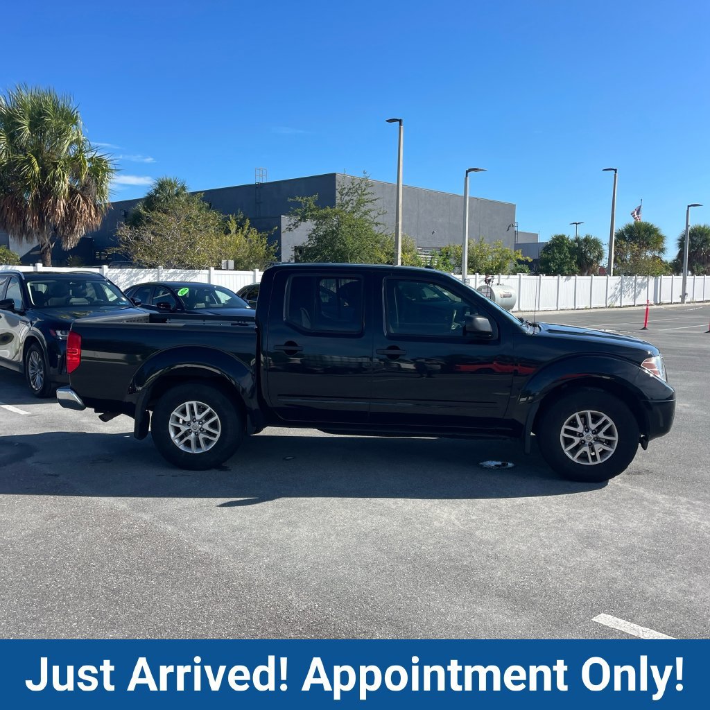 Used 2018 Nissan Frontier SV w/ Value Truck Package RWD image 9