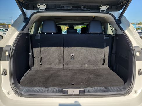 Used 2021 Toyota Highlander Limited image 14