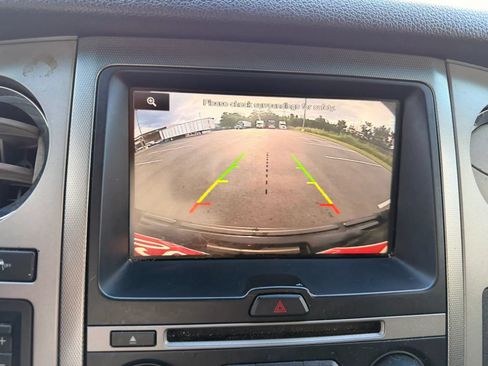 Used 2015 Ford Expedition XLT w/ Equipment Group 202A RWD image 34