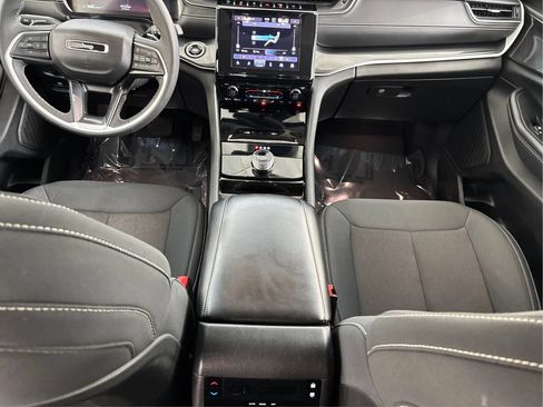 Used 2023 Jeep Grand Cherokee L Laredo AWD/4WD image 22
