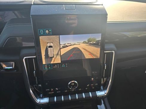 New 2026 GMC Yukon XL Elevation image 21