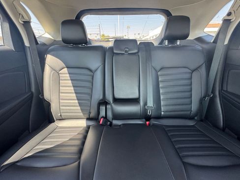 Used 2024 Ford Edge SEL image 36