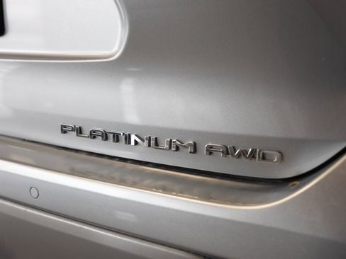 Used 2021 Toyota Highlander Platinum image 8