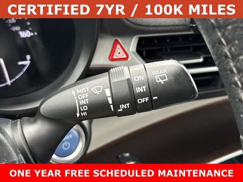 Used 2024 Toyota Sienna XLE FWD image 26