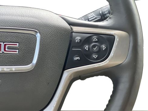 Used 2018 GMC Terrain Denali w/ Advanced Safety Package FWD image 17