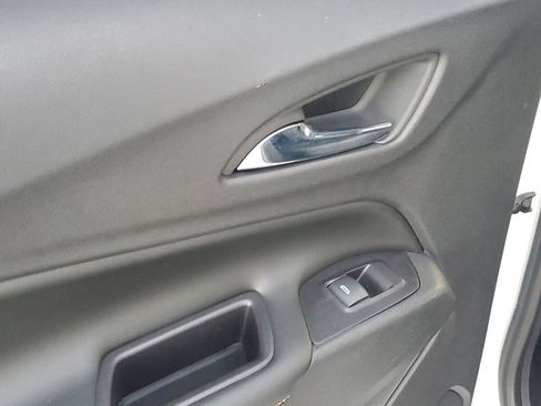 Used 2018 Chevrolet Equinox Premier image 47