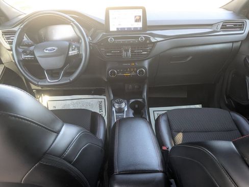 Used 2024 Ford Escape ST-Line AWD/4WD image 30