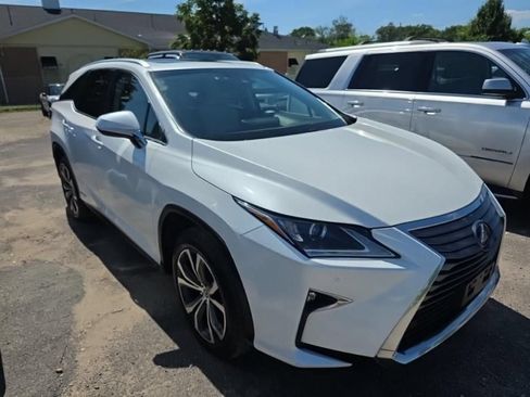 Used 2019 Lexus RX 450hL Premium w/ Premium Package AWD/4WD image 3
