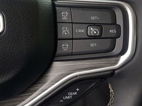 Used 2024 Jeep Wagoneer Series II image 22