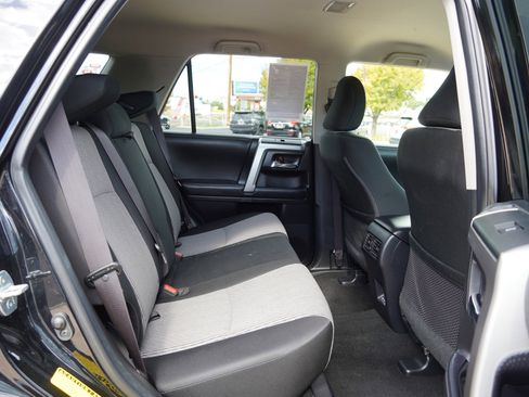 Used 2024 Toyota 4Runner SR5 image 25