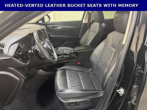 Used 2023 Buick Envision Avenir image 12