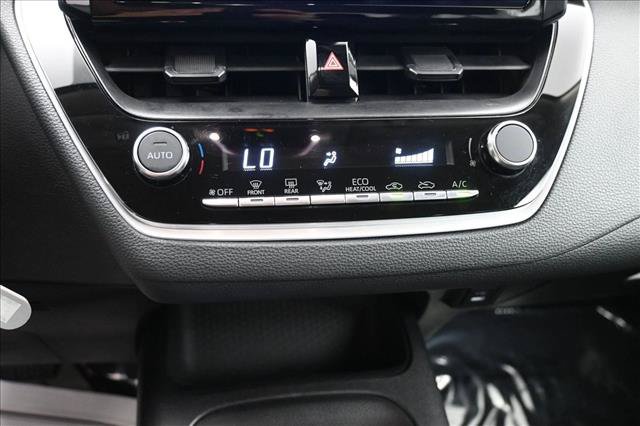 Used 2025 Toyota Corolla LE FWD image 16