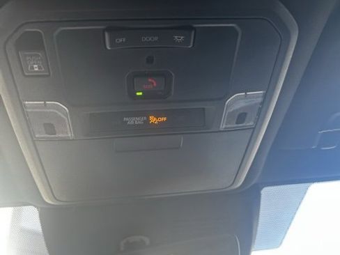 Used 2024 Toyota Tacoma TRD Off-Road image 30