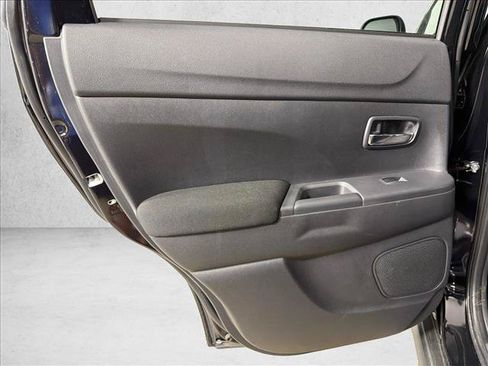 Used 2025 Mitsubishi Outlander Sport AWD image 21